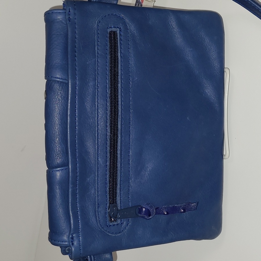 Elie Handbags Blue leather crossbody - Picture 3 of 11